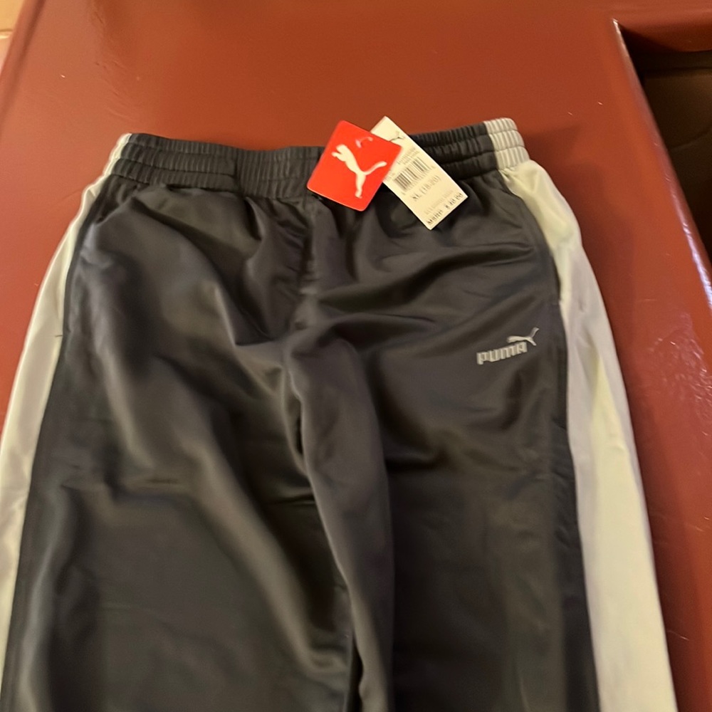 Puma youth athletic pants sz xl(18-20) NWT